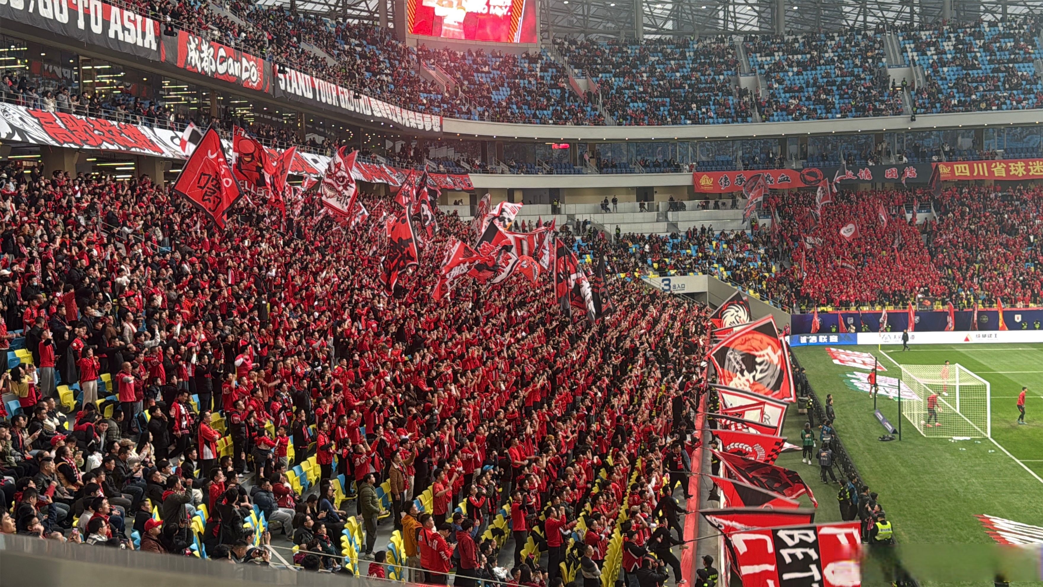 热那亚客场大胜,球队迅速脱离降级区 热那亚客场大胜,球队迅速脱离降级区