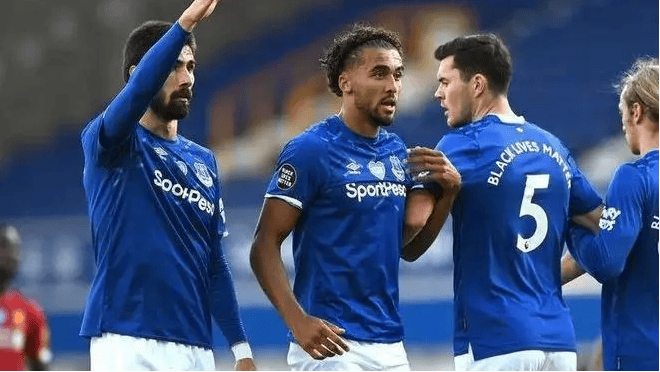 莱切斯特城利用后防反击,击败对手的简单介绍 莱切斯特城利用后防反击,击败对手的简单介绍