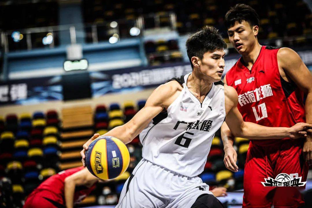 深圳队员意外受伤，或影响战绩