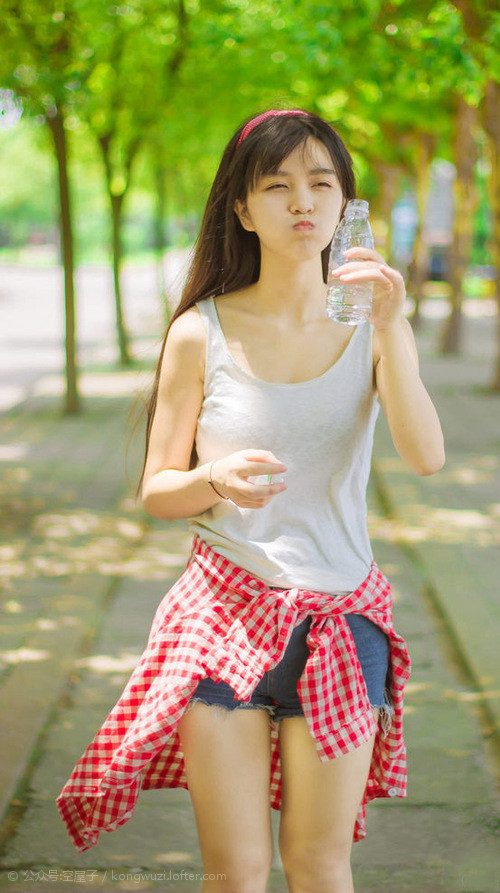 绿茵交响诗，梅西的独奏与尼斯的铜墙铁壁