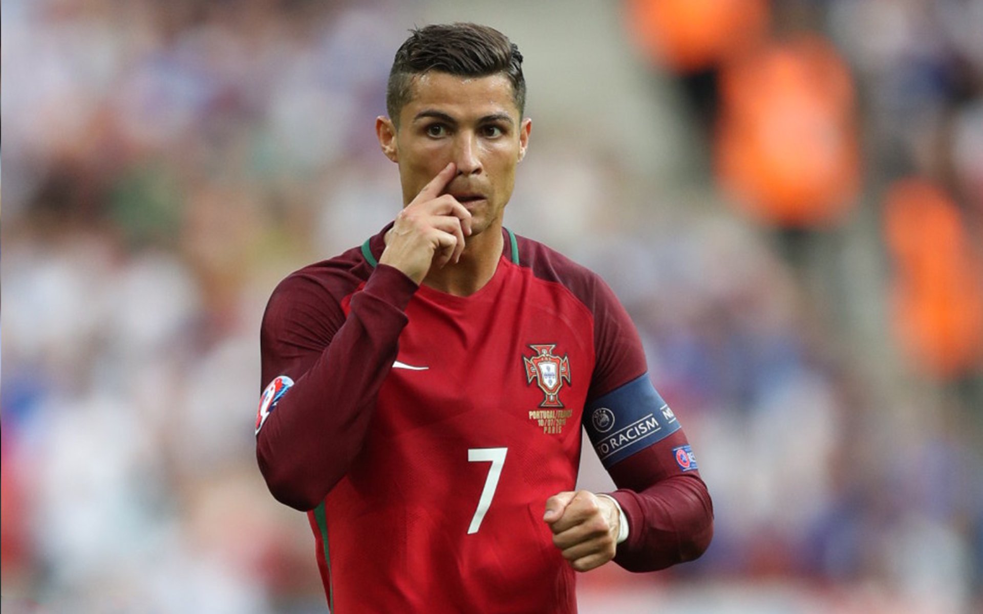 足球场到赛道，他用左脚改写F1历史