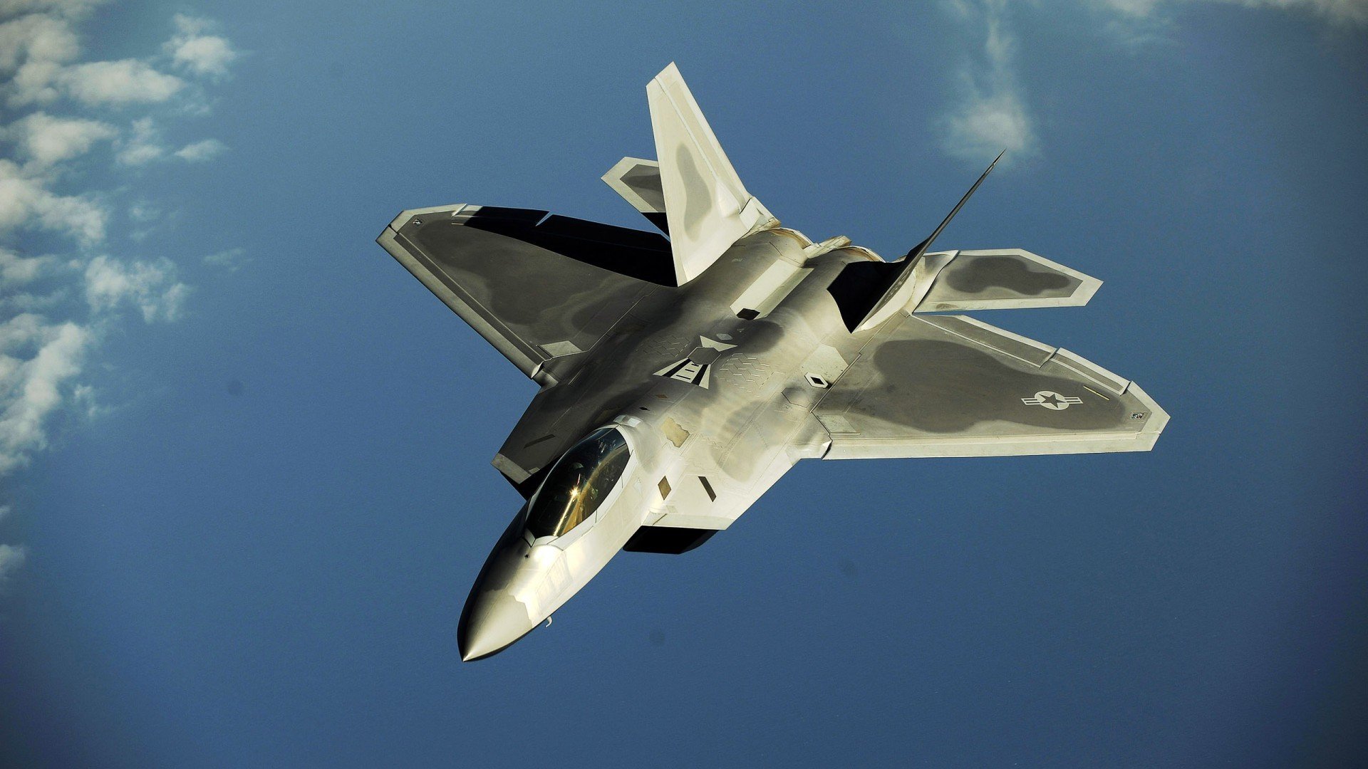 1纪录+1胜利=欧洲杯入场券，罗德里刷新纪录之夜，乌克兰制霸苏格兰