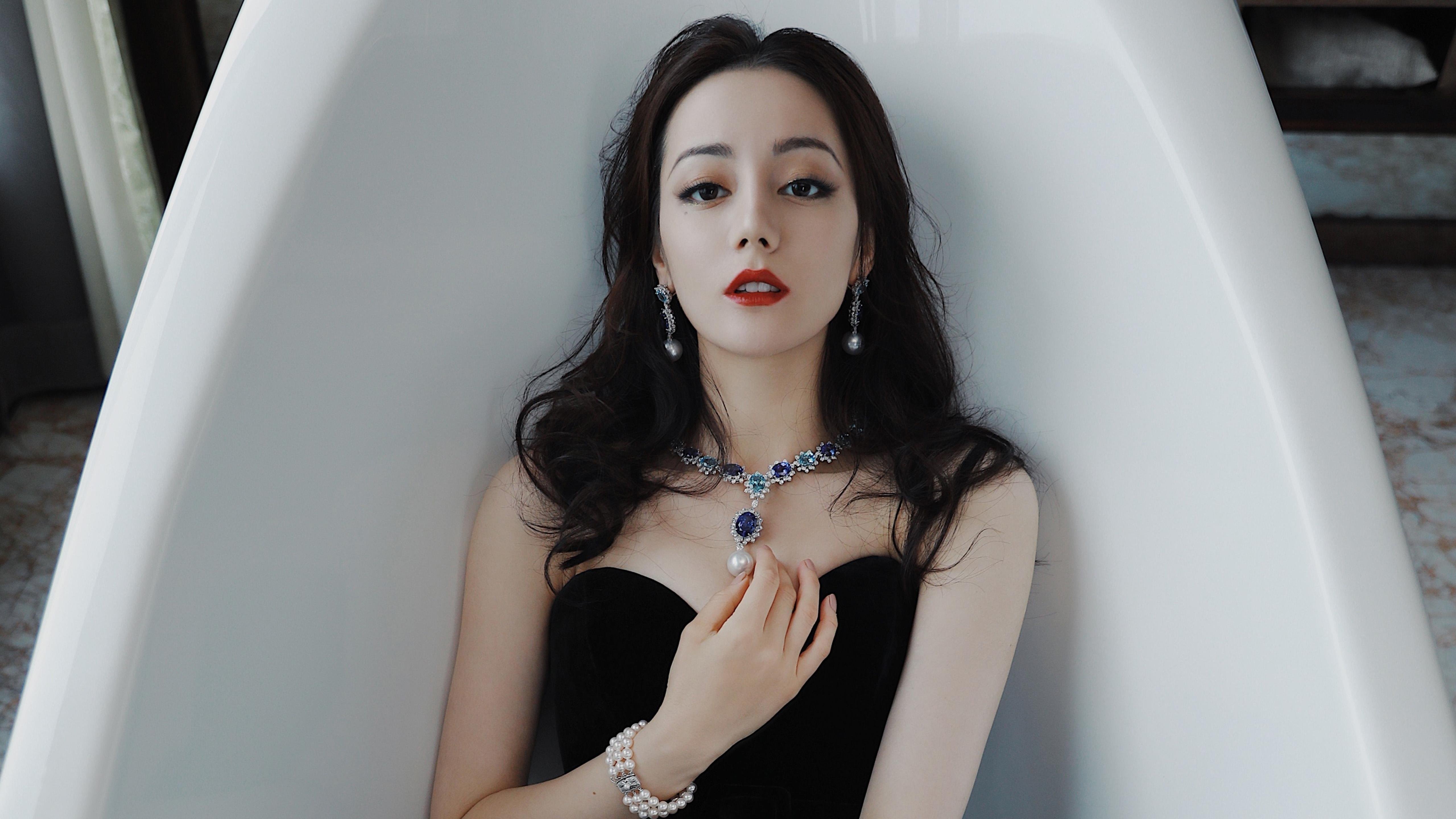 雷火电竞中国-巴萨式传控与F1策略，当德布劳内接管虚拟赛道