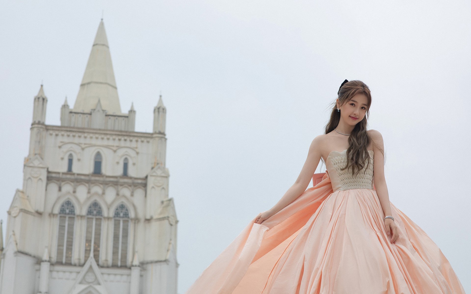 雷火电竞充值-蓝黑闪电战，奥利维耶一剑封喉，国际米兰速胜那不勒斯演绎唯一法则