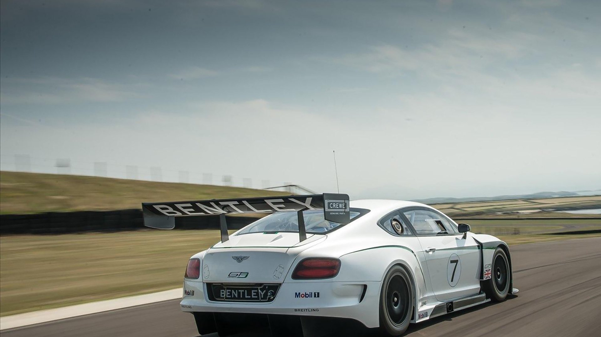 雷火电竞网站-决定性瞬间，莫兰特封神之夜，国王在生死战中以唯一的方式击败森林狼